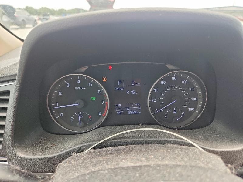 2017 HYUNDAI ELANTRA SE 9