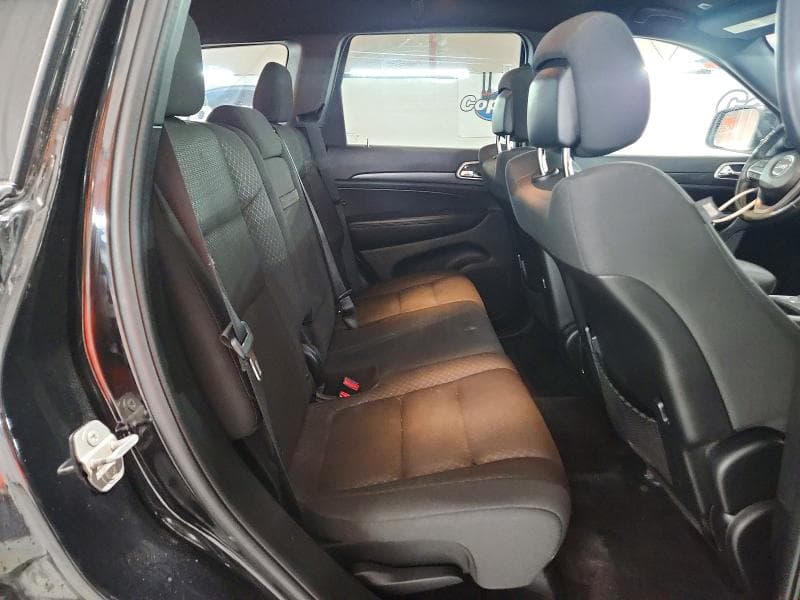 2018 JEEP GRAND CHEROKEE LAREDO 11