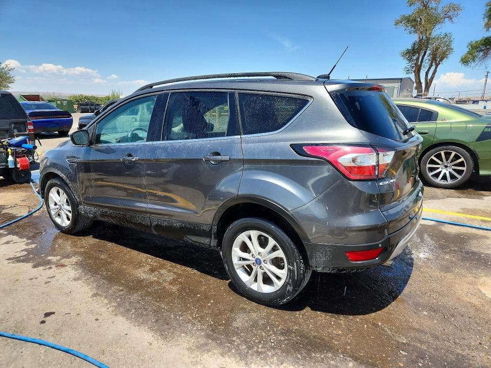 2017 FORD ESCAPE SE 2