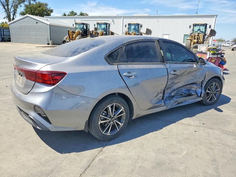2023 KIA FORTE LXS 3