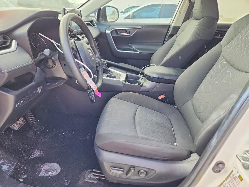 2021 TOYOTA RAV4 XLE 7