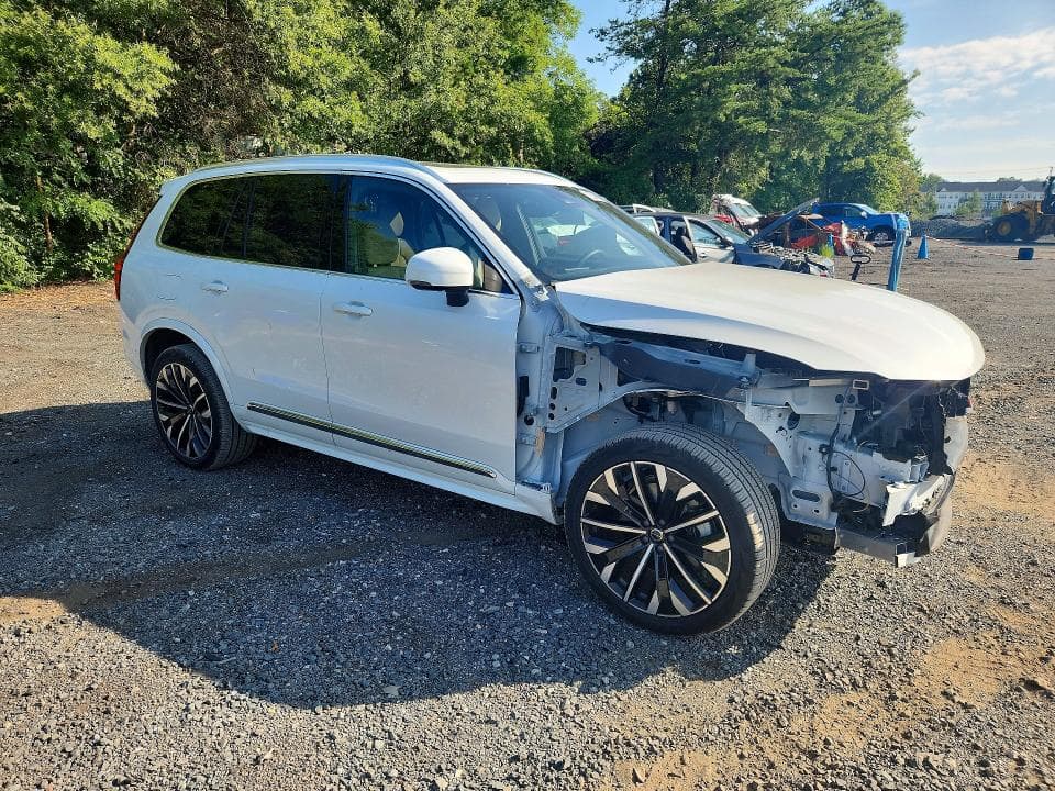 2026 VOLVO XC90 PLUS 4