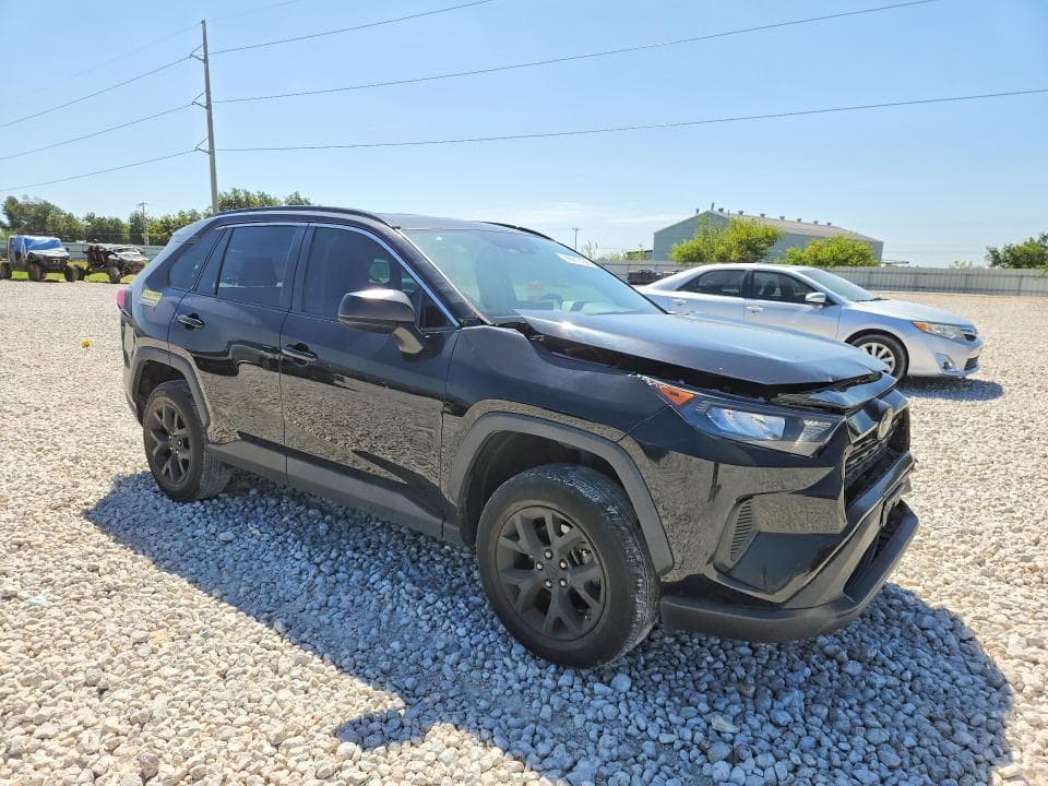2021 TOYOTA RAV4 LE 4
