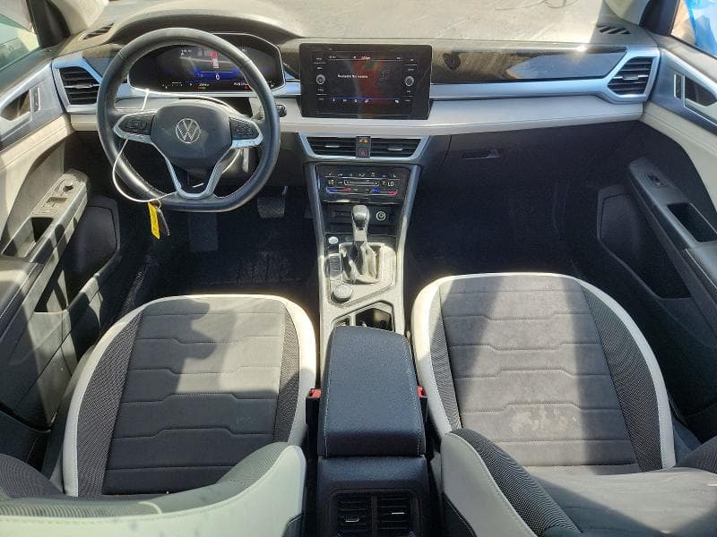 2025 VOLKSWAGEN TAOS SE 8