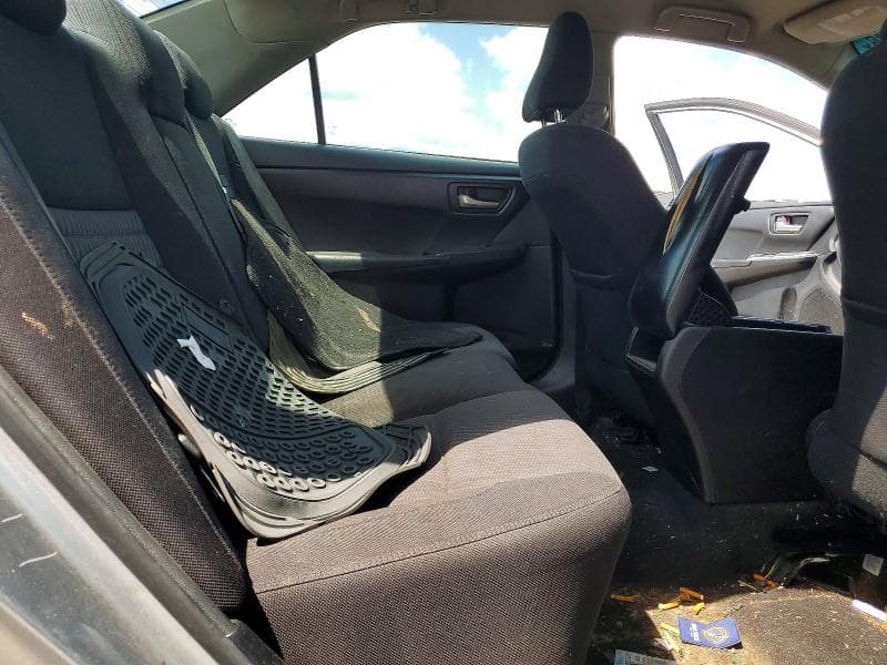 2017 TOYOTA CAMRY LE 10