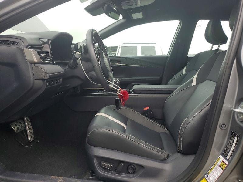 2025 TOYOTA CAMRY SE 7