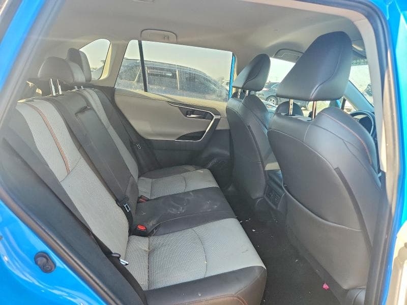 2019 TOYOTA RAV4 ADVENTURE 10