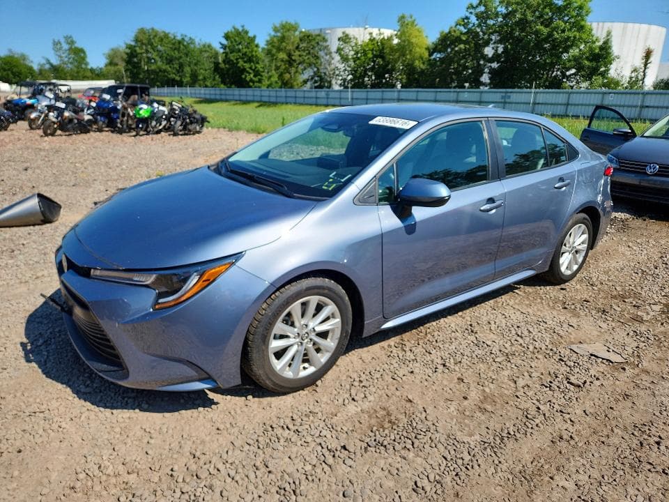 2025 TOYOTA COROLLA LE - 1