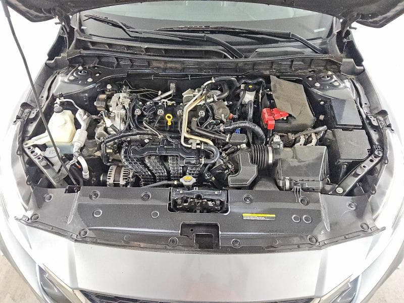 2021 NISSAN ALTIMA SR 11