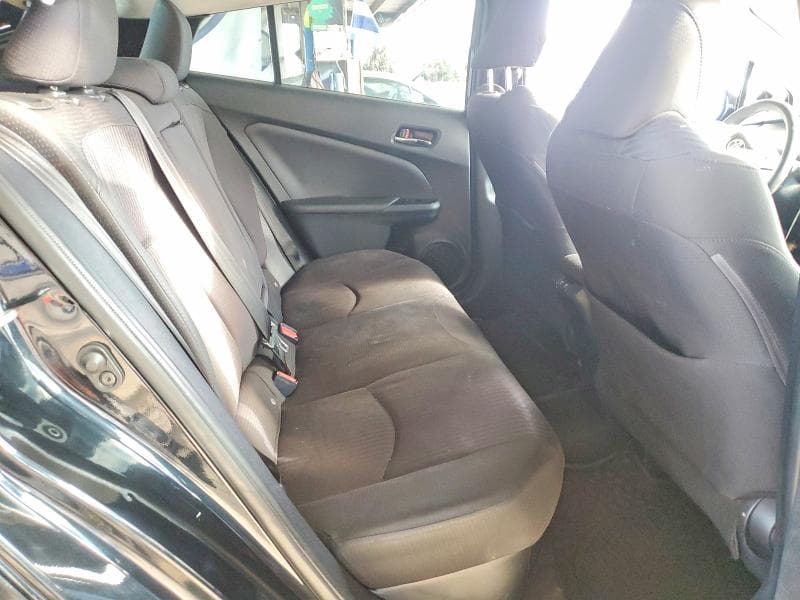 2019 TOYOTA PRIUS LE 10
