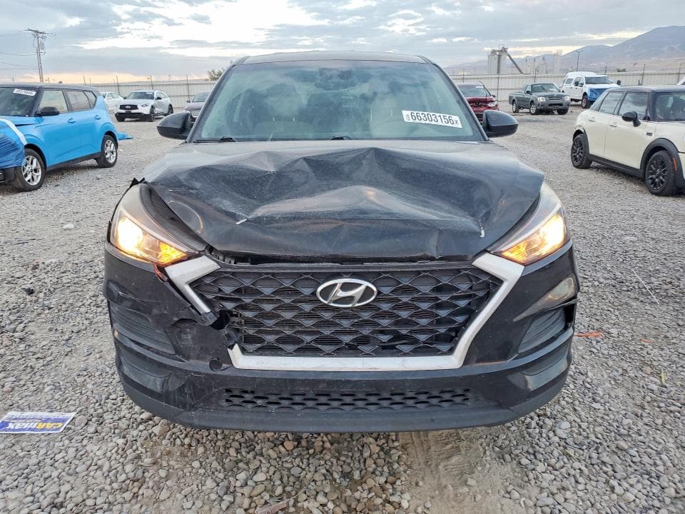 2020 HYUNDAI TUCSON SE 5