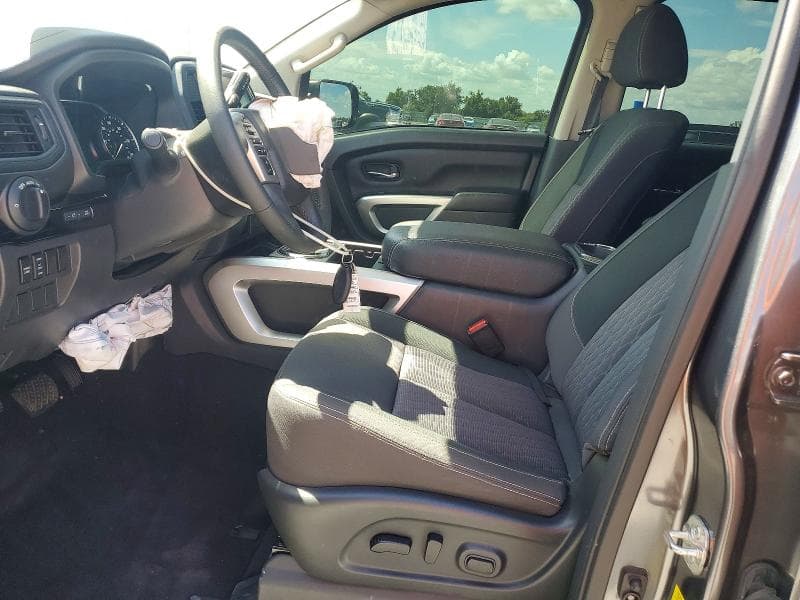 2023 NISSAN TITAN SV 7