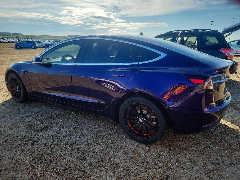 2018 TESLA MODEL 3 2