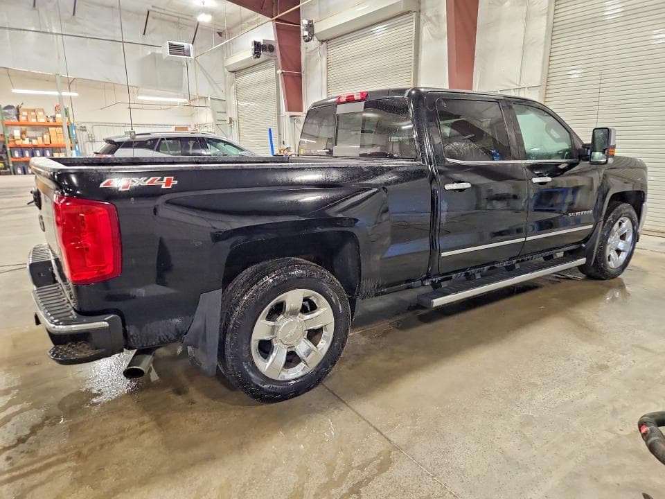 2017 CHEVROLET SILVERADO K1500 LTZ 3