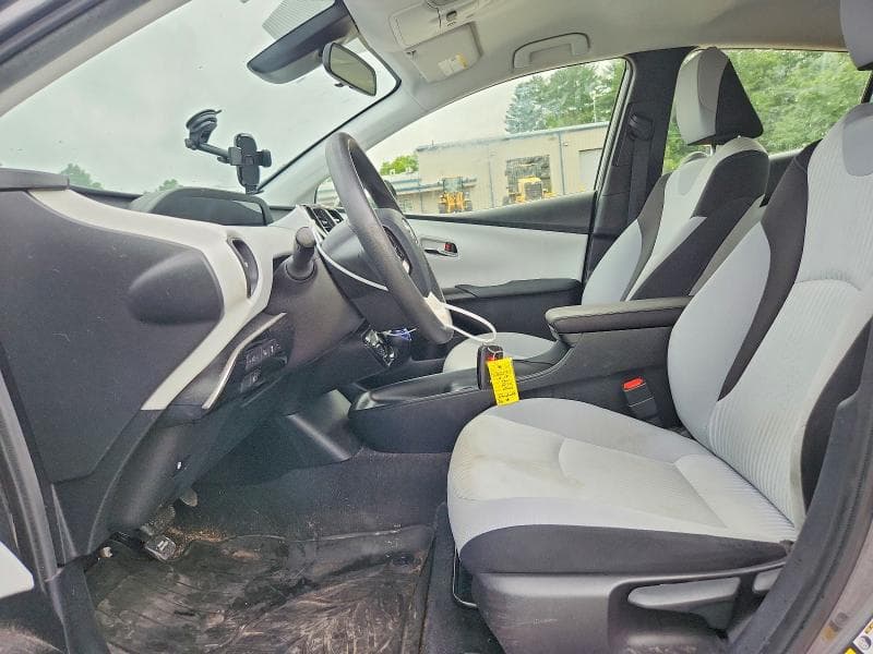 2018 TOYOTA PRIUS TWO 7
