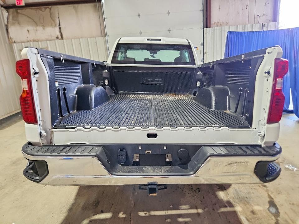 2026 CHEVROLET SILVERADO C1500 6