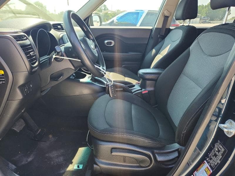 2017 KIA SOUL + 7