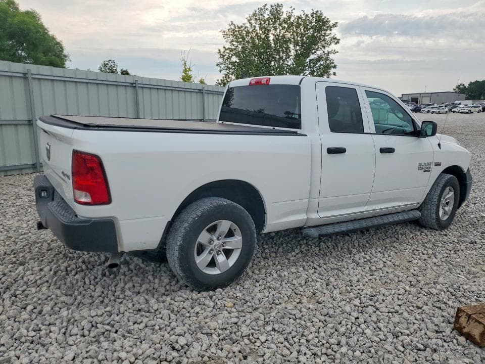 2022 RAM 1500 CLASSIC TRADESMAN 3