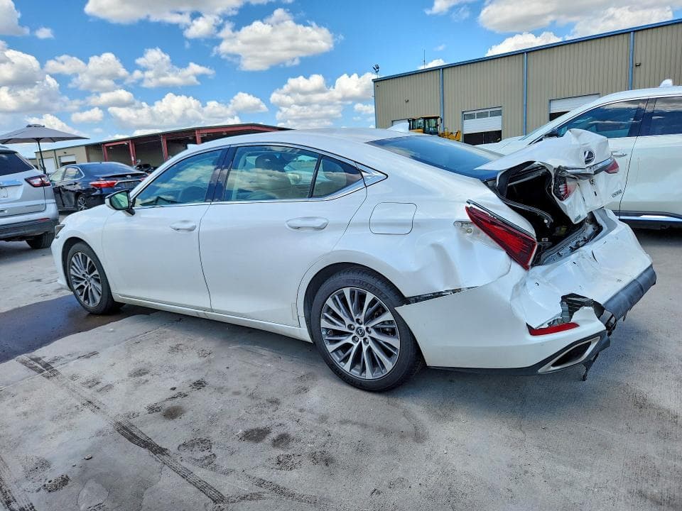 2019 LEXUS ES 350 2
