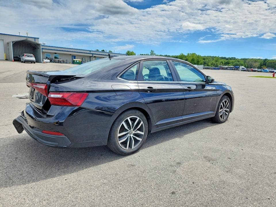 2026 VOLKSWAGEN JETTA SE 3