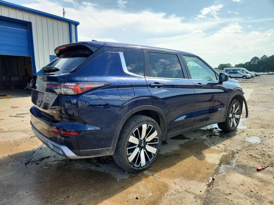 2025 MITSUBISHI OUTLANDER SE 3