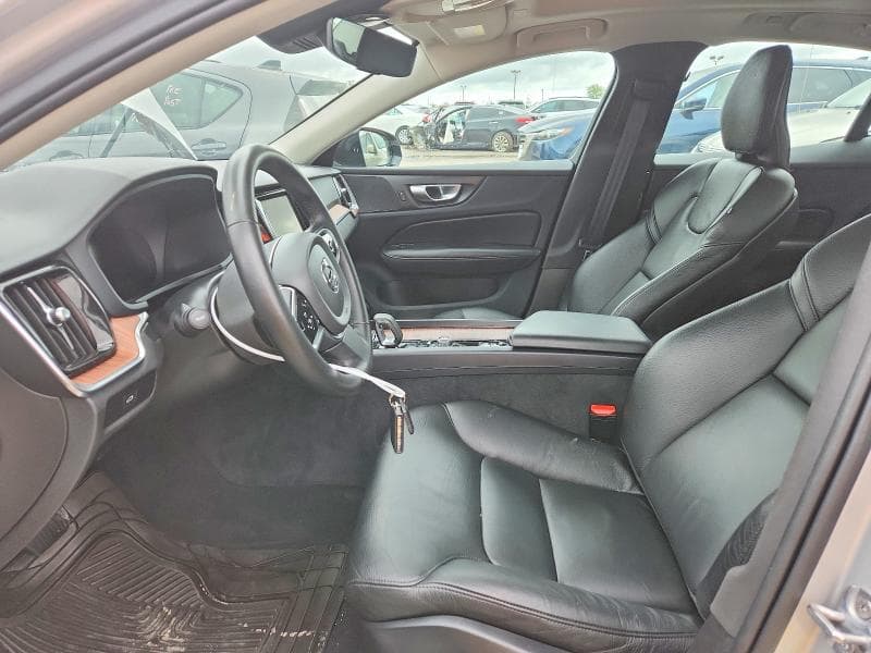2024 VOLVO S60 PLUS 7