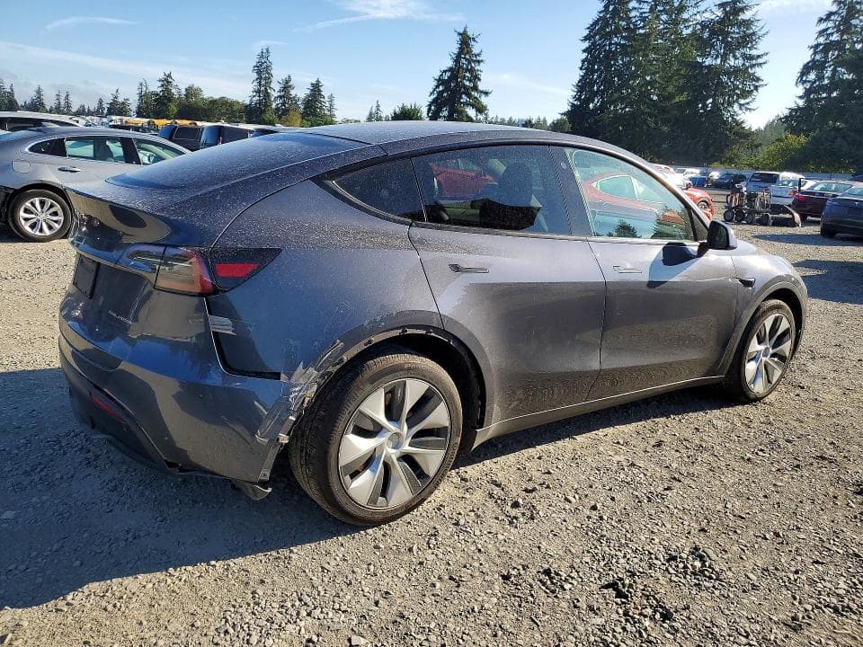 2023 TESLA MODEL Y 3