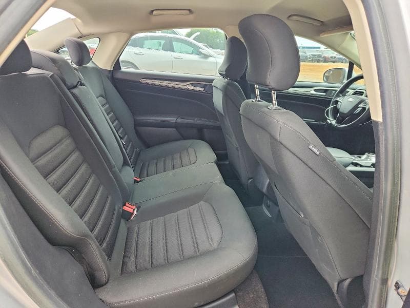 2018 FORD FUSION SE 10
