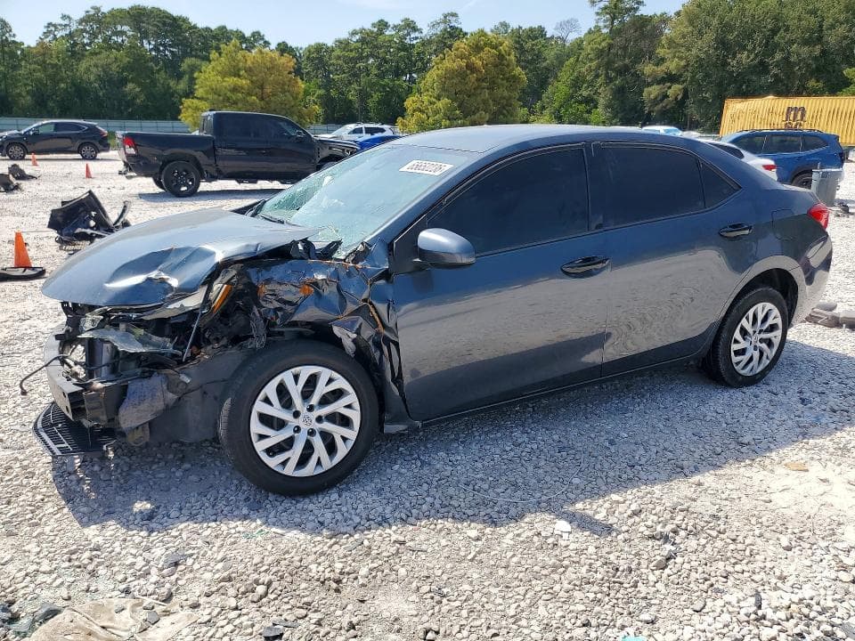 2018 TOYOTA COROLLA LE