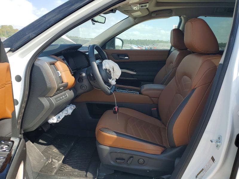 2025 NISSAN PATHFINDER PLATINUM 7