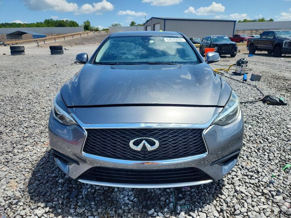 2017 INFINITI QX30 BASE 5