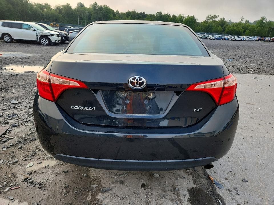 2017 TOYOTA COROLLA LE 6