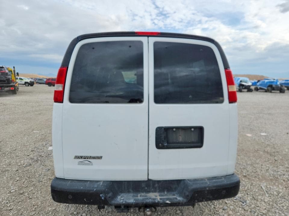 2017 CHEVROLET EXP G3500 6