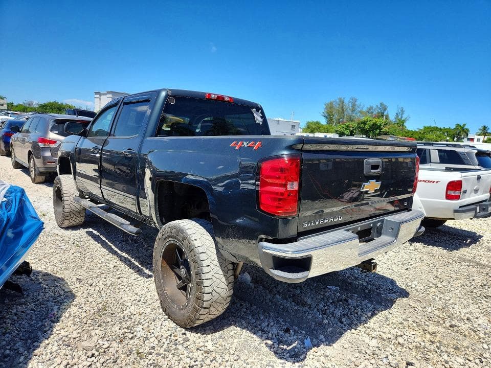 2018 CHEVROLET SILVERADO K1500 LT 2