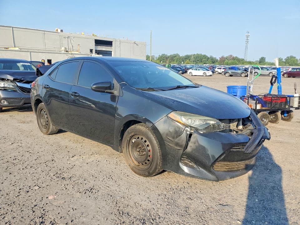 2018 TOYOTA COROLLA LE 4