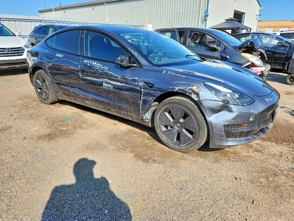 2023 TESLA MODEL 3 4