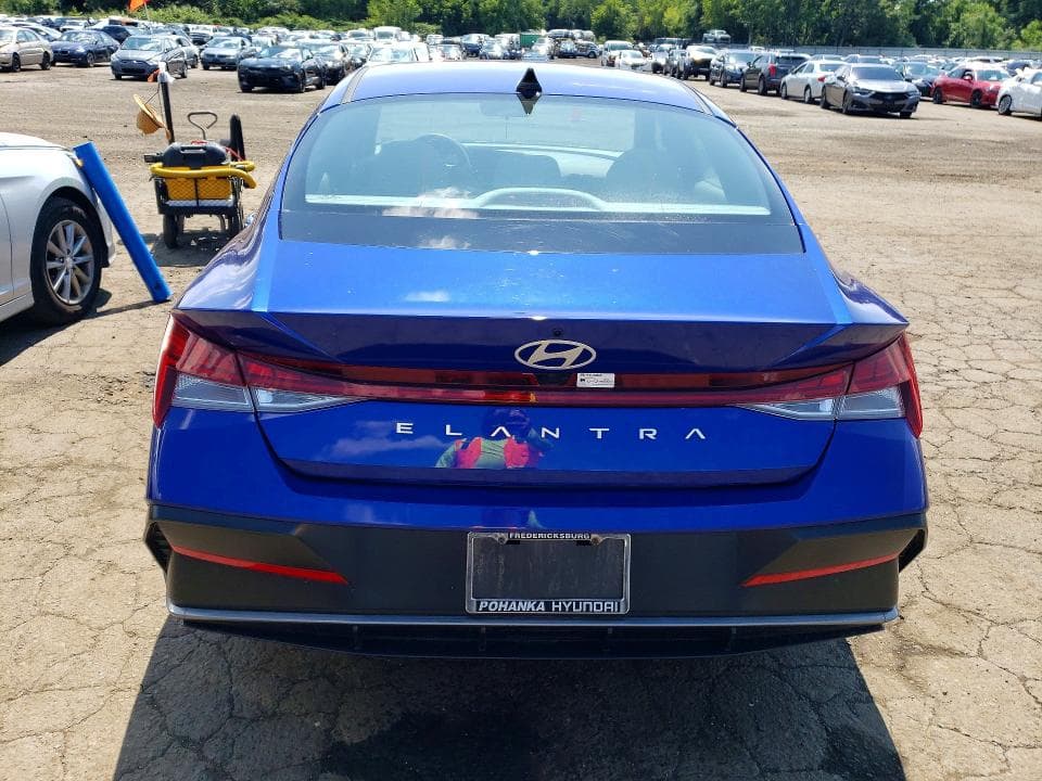 2024 HYUNDAI ELANTRA SEL 6