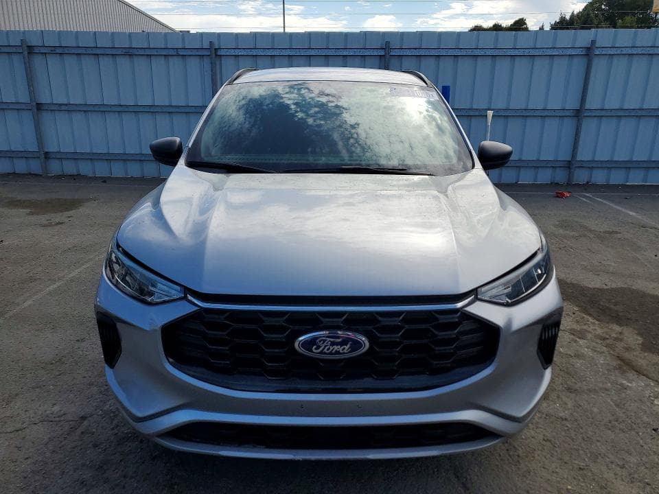 2024 FORD ESCAPE ST LINE 5
