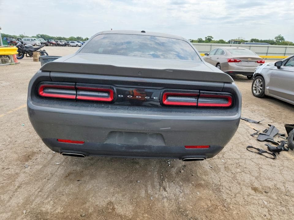 2019 DODGE CHALLENGER SXT 6