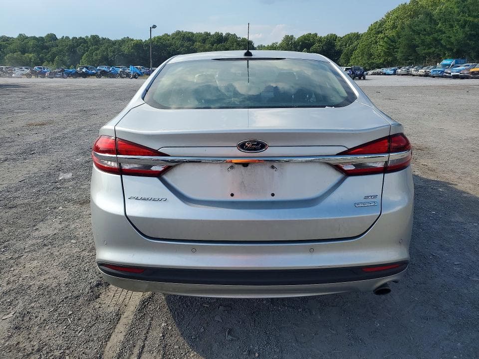 2018 FORD FUSION SE 6