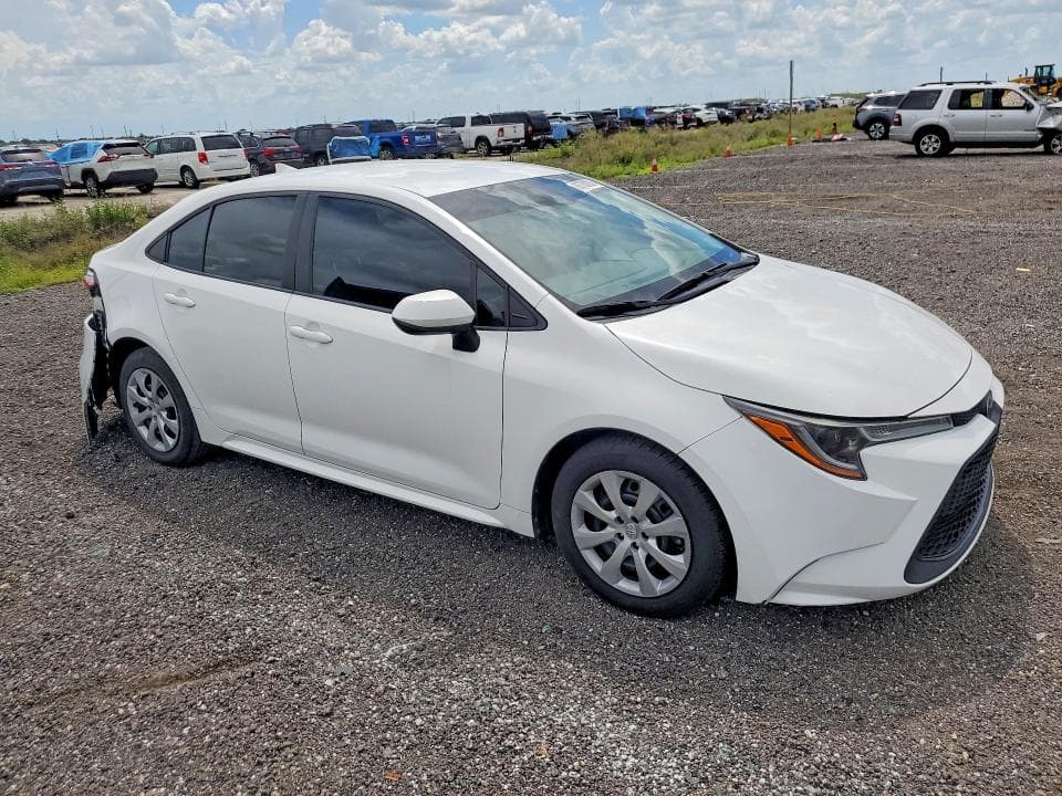 2021 TOYOTA COROLLA LE 4