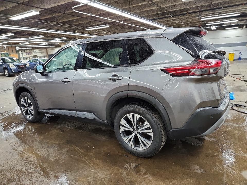 2021 NISSAN ROGUE SV 2