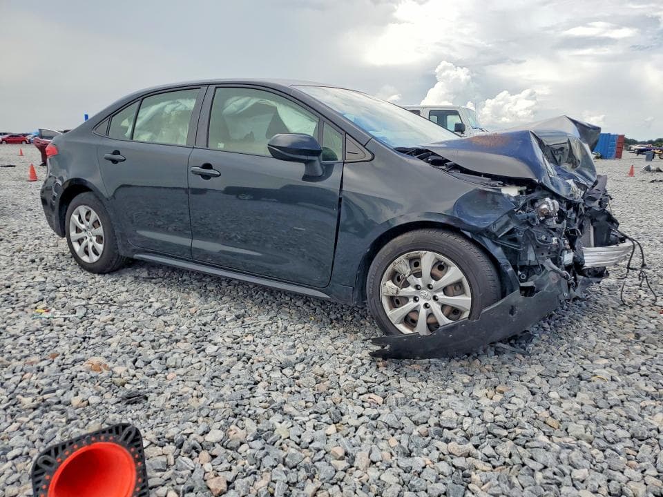 2022 TOYOTA COROLLA LE 4