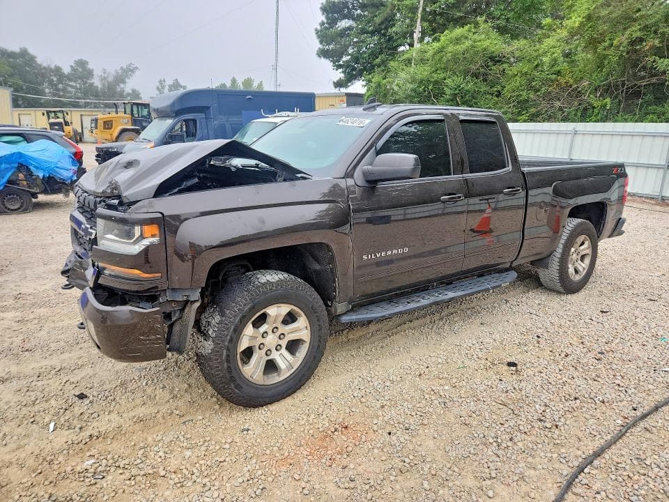 2018 CHEVROLET SILVERADO K1500 LT - 1