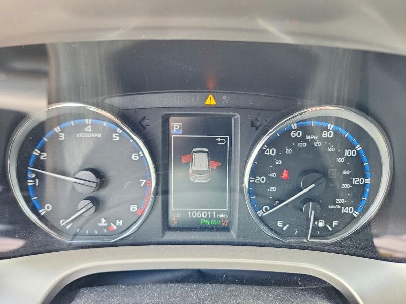 2017 TOYOTA RAV4 LIMITED 9