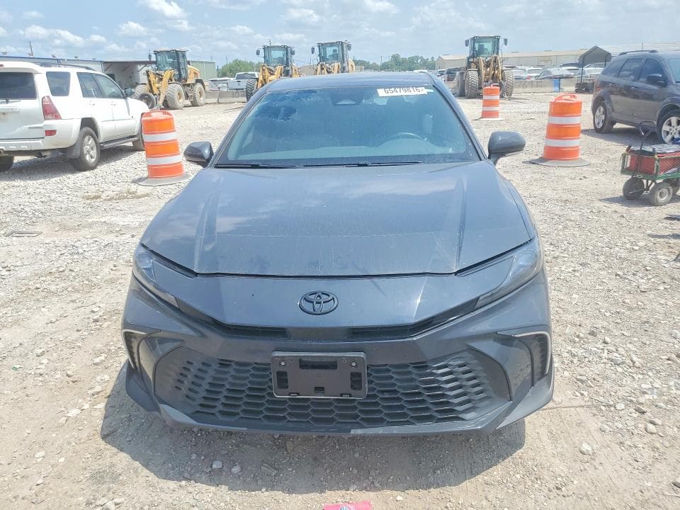 2025 TOYOTA CAMRY SE 5