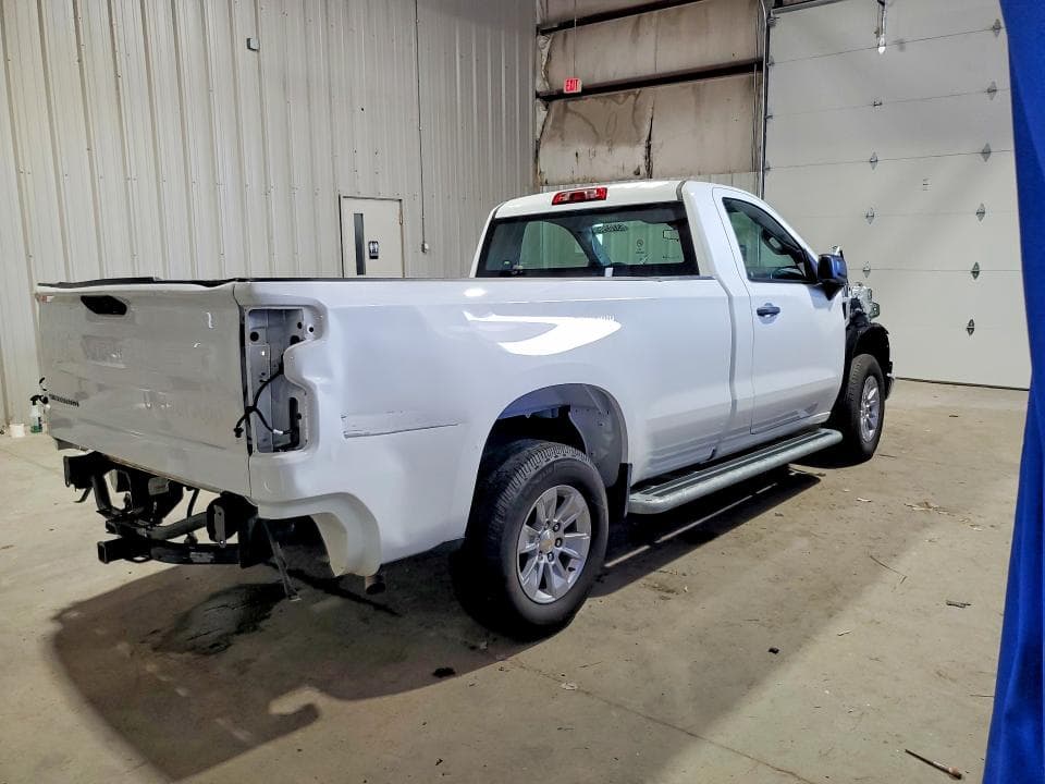 2025 CHEVROLET SILVERADO C1500 3