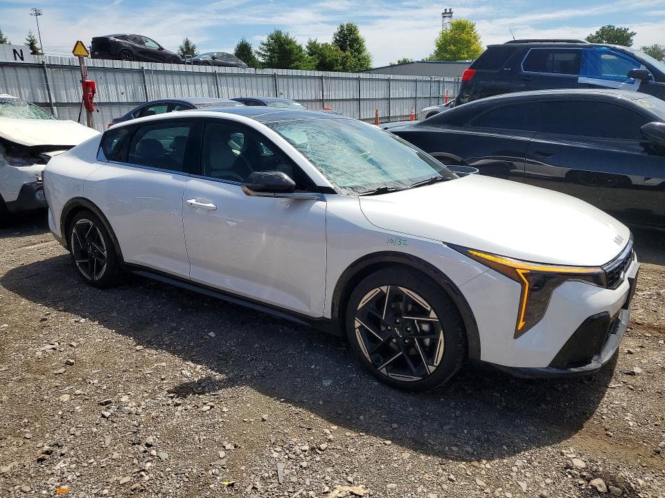 2025 KIA K4 GT LINE 4