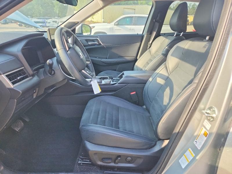 2025 MITSUBISHI OUTLANDER SE 7