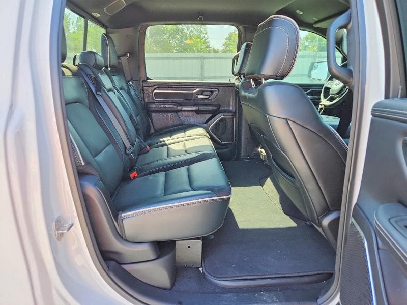 2025 RAM 1500 LARAMIE 10